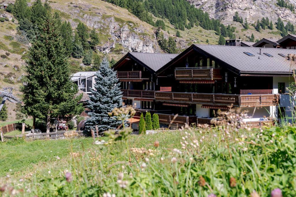 Bed & Breakfast Bijou Zermatt Exterior photo